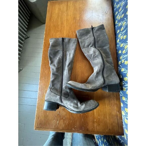 Born light brown suede high boots with zipper 10 - Picture 1 of 4